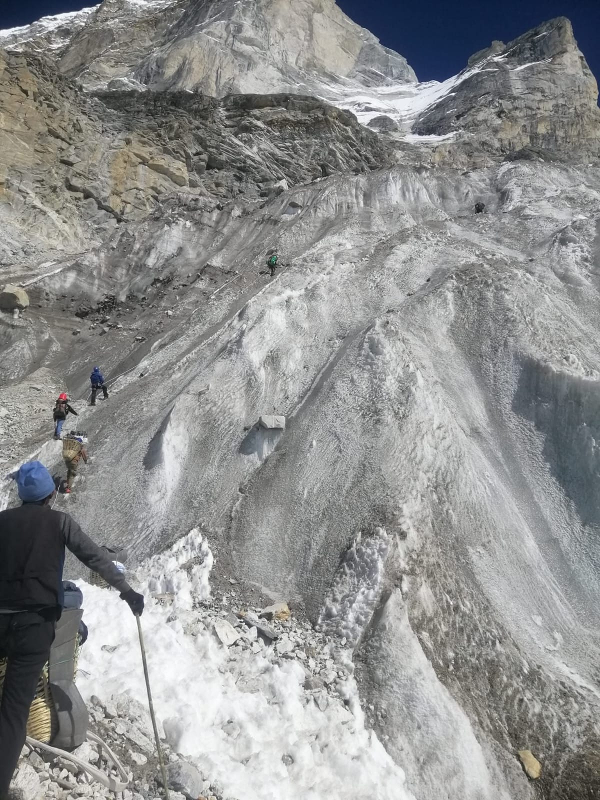 Rolwaling Valley Trek – 14 Days
